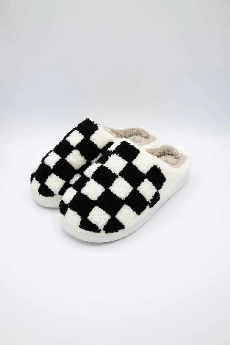 Cozi Slipper | Black Checker